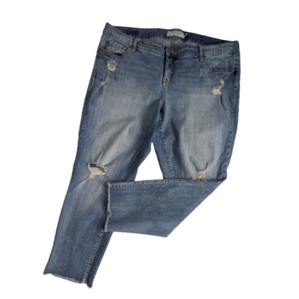 Torrid Distressed Raw Hem Light Wash Jeans 18